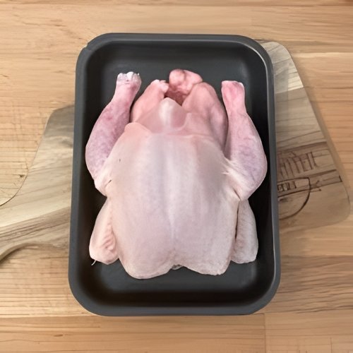 Frozen Whole Chicken (900 G)